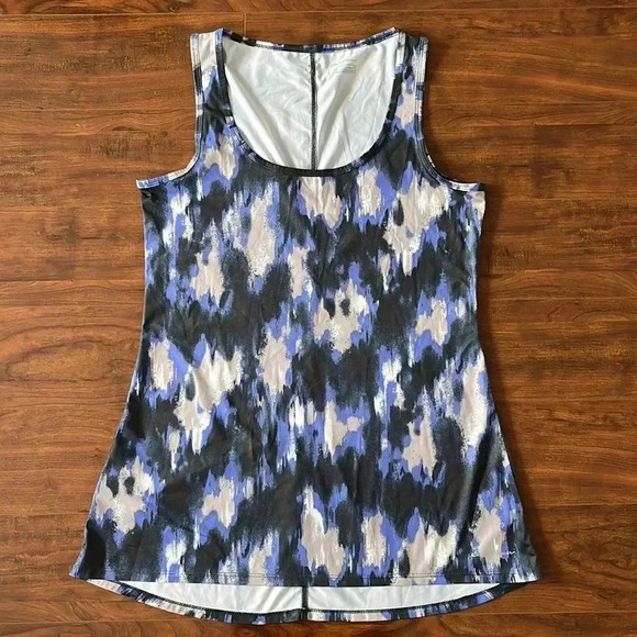 ⭐️3/$15 Eddie Bauer  tank - Picture 7 of 7